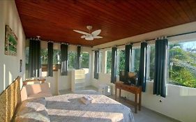 Suíte em casa particular Sidi&Val - Soul Almada - Praia da Almada Ubatuba